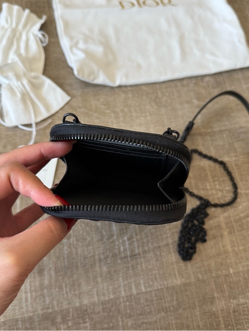 Lady Dior Call’In Dior Phone Holder - Picture 5 of 13